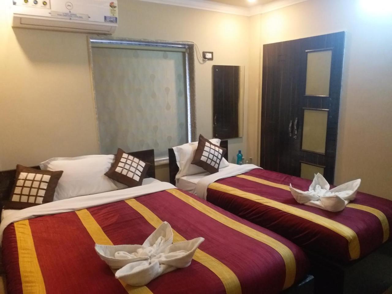 Recline Hotel And Restaurant Gauripur Exterior foto