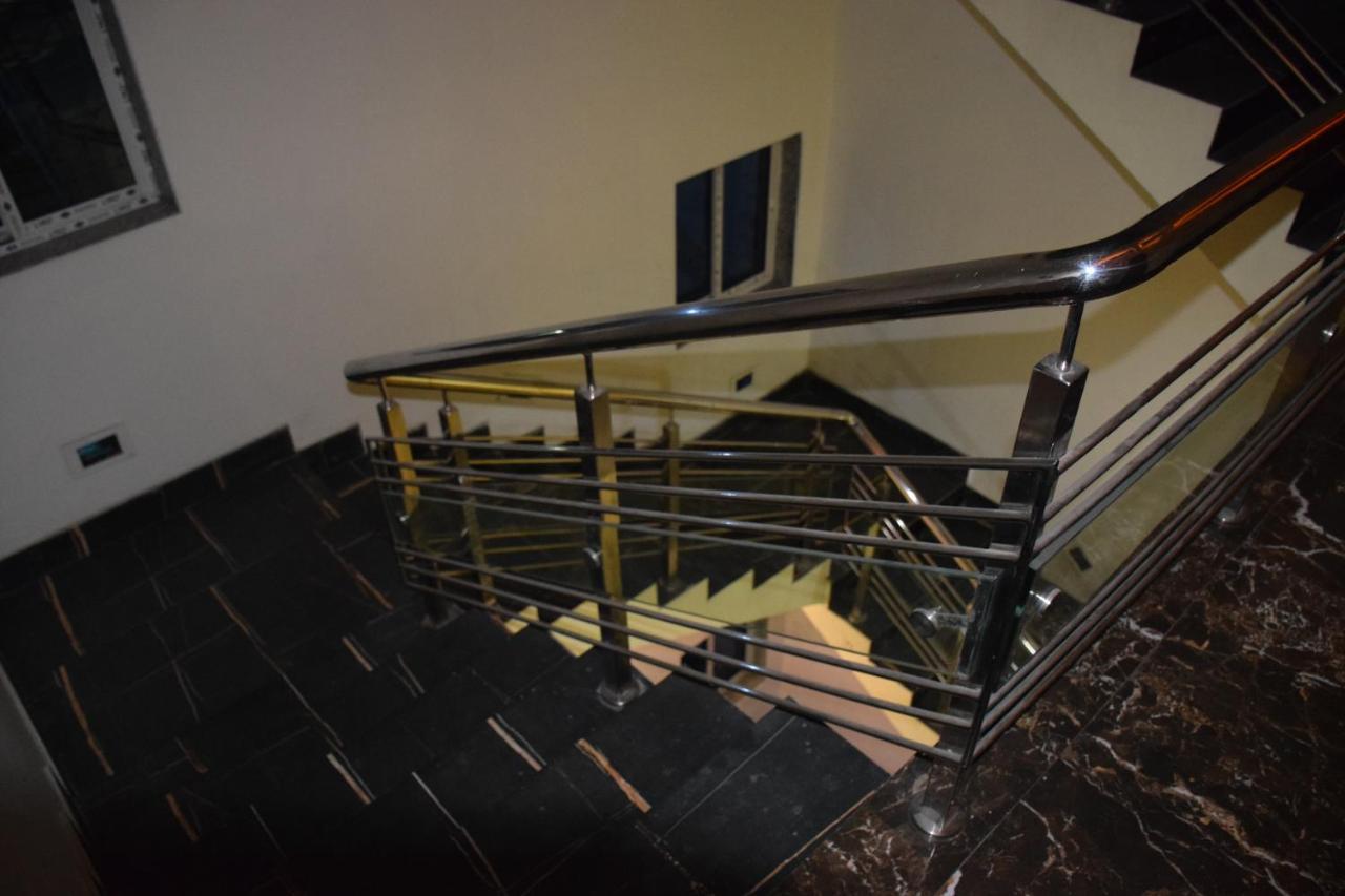Recline Hotel And Restaurant Gauripur Exterior foto